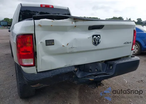 2017 Ram 1500 St z USA, uszkodzony, nr VIN 1C6RR7FT2HS652858